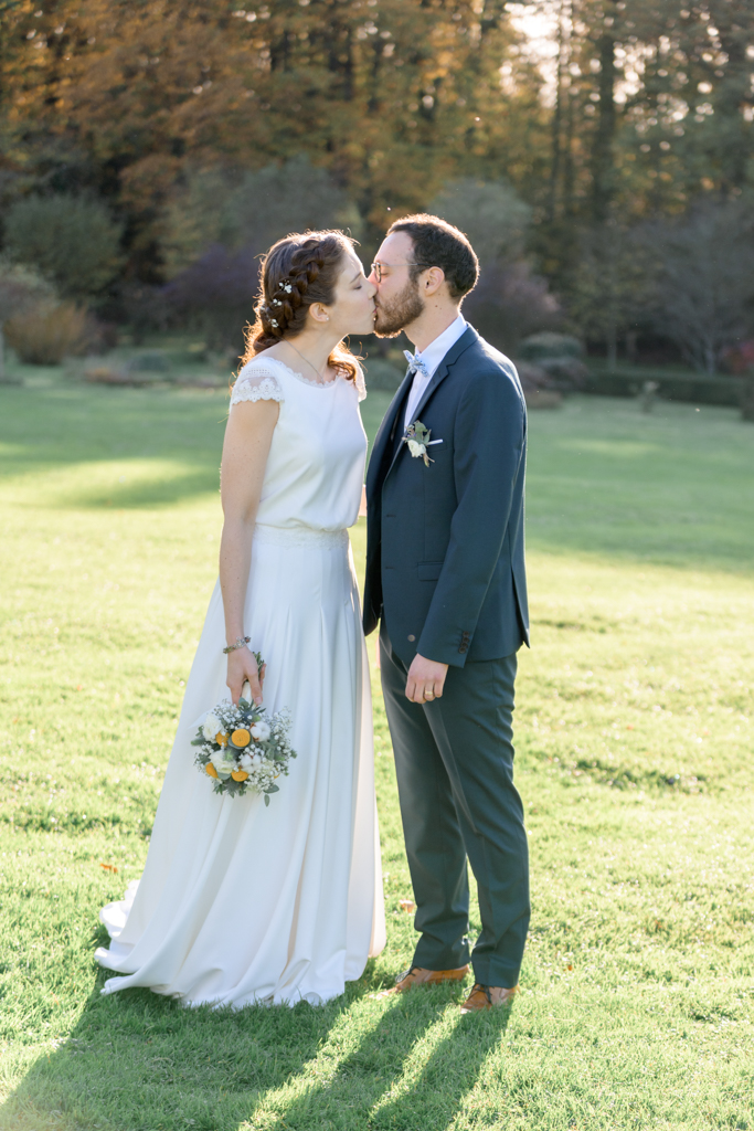 Mariages - portfolio - Patrick PIERRE Photographe - Patrick PIERRE Photographe Photographie du mariage d'un couple de mariés au domaine de Montireau à la golden hour. Photographe Patrick PIERRE