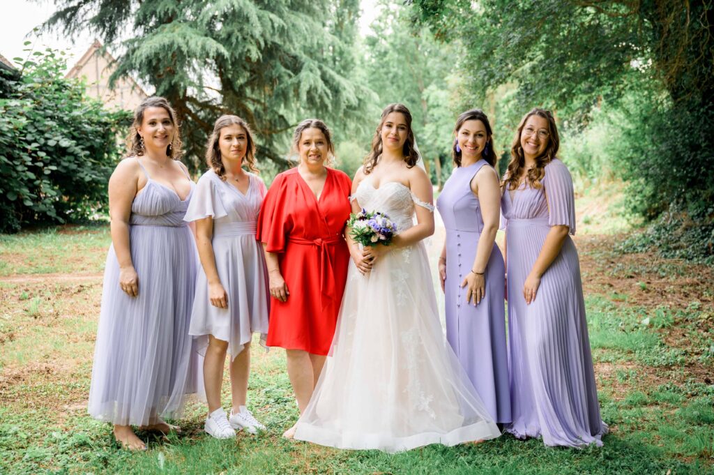 Conseils Mariage Chartres - Patrick PIERRE Photographe Les demoiselles d'honneur avec la mariée au domaine de Vaujoly
